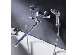 Смеситель для ванны и душа AM.PM X-Joy F85A90100 с поворотным изливом                                                             